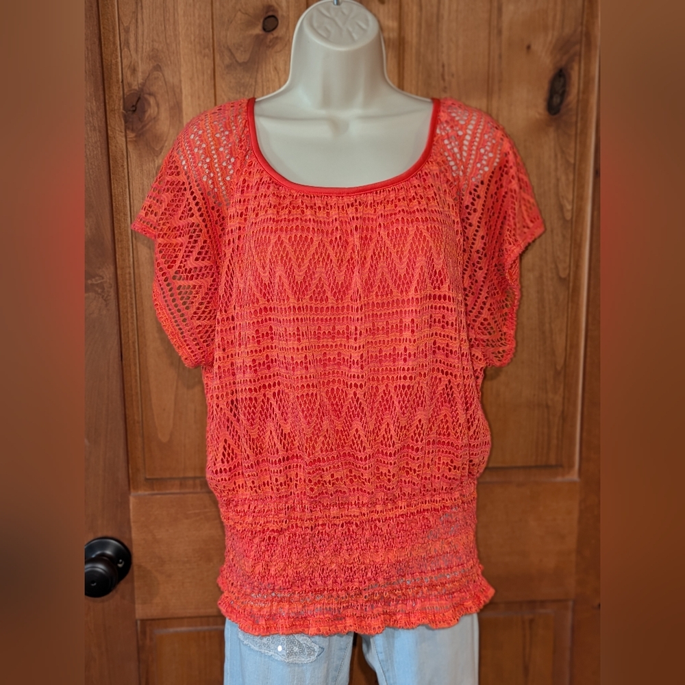 Db‎ Coral Crochet Blouse